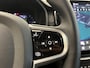 Volvo XC90 2.0 T8 Plug-in hybrid AWD Plus Dark 7 persoons Navigatie Apple Carplay/Android Auto 360 Camera Parkeersensoren Adaptive Cruise Control Full LED Stoel- en stuurverwarming Memory stoelen Climate Control Lichtmetalen velgen