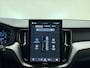 Volvo XC60 T6 350pk AWD Ultra Black Edition | Facelift | Schuif/kantel dak | H & K Audio | BLIS | 360 Camera