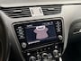 Skoda Octavia Combi 1.0 TSI Sport (APPLE CARPLAY, GROOT NAVI, CLIMATE, CRUISE, SPORTSTOELEN, PARKEERSENSOREN, NIEUWE APK, NIEUWSTAAT)