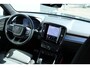 Volvo XC40 B4 Plus Dark | Harman/Kardon Audio | Achteruitrijcamera | Google Services | Stoelverwarming | Stuurwielverwarming | Apple Carplay | Android Auto | Keyless entry | Bestuurdersstoel met geheugenfunctie |