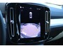 Volvo XC40 B4 Plus Dark | Harman/Kardon Audio | Achteruitrijcamera | Google Services | Stoelverwarming | Stuurwielverwarming | Apple Carplay | Android Auto | Keyless entry | Bestuurdersstoel met geheugenfunctie |