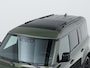 Land Rover Defender 2.0 P300e PHEV S Forest Edition | Comfort Pack | Convenience Pack | ClearSight binnenspiegel | Meridian Sound System | Panoramadak |