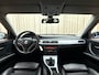 BMW 3-Serie Touring 325i Dynamic Executive Org.NL! / Uitklapbare Trekhaak / 1/2 Leder / Xenon / Cruise / ECC Clima / 18'' LMV