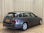 BMW 3-Serie Touring 325i Dynamic Executive Org.NL! / Uitklapbare Trekhaak / 1/2 Leder / Xenon / Cruise / ECC Clima / 18'' LMV