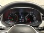 Renault Clio 1.0 TCe 90 Evolution (APPLE CARPLAY, GROOT NAVI, PARKEERSENSOREN, LM VELGEN, SPORTSTOELEN, CRUISE, NIEUWE APK, NIEUWSTAAT)