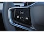 Volvo EX90 Performance Ultra 7p. 111 kWh - Luchtvering - Panoramadak - IntelliSafe Assist & Surround - 360º Camera - Bowers & Wilkins audio - Verwarmde voorstoelen, stuur & achterbank - Parkeersensoren voor & achter - Head up display - 22' LMV