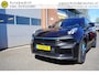 Lynk & Co 01 1.5 261PK! ORIGINEEL NEDERLANDS! ZWARTE HEMEL! PANORAMADAK 6,6KWH LADEN 20INCH ADAPTIEVE CRUISE ANDROID-APPLECARPLAY NAVI STOELVERWARMING CLIMA PDC V+A ENZ....