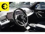 BMW IX2 eDrive20 65 kWh | 96,9% SOH | Alcantara stoelen | Camera