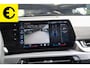 BMW IX2 eDrive20 65 kWh | 96,9% SOH | Alcantara stoelen | Camera