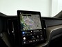 Volvo XC60 T6 Plug-in hybrid AWD Ultra Dark | SOH 100% | Panoramadak | 360° camera | Luchtvering | Harman Kardon | Head-up Display | Stoel- en Stuurverwarming | Trekhaak