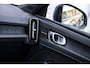 Volvo EX40 Single Motor Extended Range Plus 82 kWh | Europa | Black Edition | Harman/Kardon | Power Seats | BLIS | Adaptive Cruise Control | Stoelverwarming voor & achter | Stuurverwarming | Warmtepomp | Getint Glas |