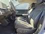 Hyundai Ioniq 5 Lounge 77.4 kWh / SOH 100% / Fabrieksgarantie tot 02-2028 / Dealer onderhouden / CCS snellader / 1.600 kg trekgewicht / WLTP 507 km / HUD / Camera 360° / Navigatie / Apple Carplay Android / BOSE / Elektrische achterklep / Stuur- Stoel & Achterbank verwarming /
