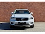 Volvo XC40 T5 Twin Engine Momentum Pro | Trekhaak | DAB+ Radio | Parkeercamera | BLIS Dodehoekdetectie | Verwarmbare Voorstoelen | Volvo on Call | Elektrisch Verwarmbare Voorruit | Cruise Control | Navigatie