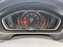 Volvo V40 1.5 T3 Polar+ Sport | Panoramadak | Navigatie | DAB | Achteruitrijcamera | Lichtmetalen Velgen 17 inch | LED Koplampen | Stoelverwarming | Bluetooth | Parkeersensoren