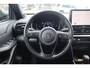 Toyota Yaris Cross 1.5 HYBRID 115 DYNAMIC STUUR/STOELVERWARMING KEYLESS PRIVACY-GLASS 17"LM-VELGEN APPLE/ANDROID LED