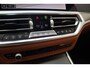 BMW 3-Serie Touring 330e M Sport Adaptief onderstel / 19inch / elec stoelen / Camera / Stoelverwarming