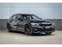 BMW 3-Serie Touring 330e Business Edition Plus Adaptief onderstel / 19inch / elec stoelen / Camera / Stoelverwarming