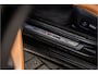 BMW 3-Serie Touring 330e Business Edition Plus Adaptief onderstel / 19inch / elec stoelen / Camera / Stoelverwarming
