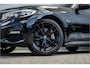 BMW 3-Serie Touring 330e Business Edition Plus Adaptief onderstel / 19inch / elec stoelen / Camera / Stoelverwarming