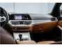 BMW 3-Serie Touring 330e Business Edition Plus Adaptief onderstel / 19inch / elec stoelen / Camera / Stoelverwarming