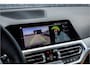 BMW 3-Serie Touring 330e Business Edition Plus Adaptief onderstel / 19inch / elec stoelen / Camera / Stoelverwarming