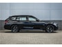 BMW 3-Serie Touring 330e Business Edition Plus Adaptief onderstel / 19inch / elec stoelen / Camera / Stoelverwarming