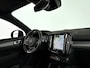 Volvo XC40 Recharge P8 AWD R-Design | SOH 91% | Panoramadak | 360° camera | Harman Kardon | Stoel- en Stuurverwarming | Trekhaak