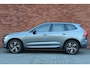 Volvo XC60 Recharge T6 AWD R-Design | Panoramadak | Adaptieve cruise control | Apple carplay/Android auto | DAB radio | 19 inch lichtmetalen velgen