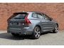 Volvo XC60 Recharge T6 AWD R-Design | Panoramadak | Adaptieve cruise control | Apple carplay/Android auto | DAB radio | 19 inch lichtmetalen velgen