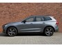 Volvo XC60 Recharge T6 AWD R-Design | Panoramadak | Adaptieve cruise control | Apple carplay/Android auto | DAB radio | 19 inch lichtmetalen velgen