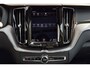 Volvo XC60 Recharge T6 AWD R-Design | Panoramadak | Adaptieve cruise control | Apple carplay/Android auto | DAB radio | 19 inch lichtmetalen velgen