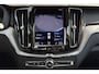Volvo XC60 Recharge T6 AWD R-Design | Panoramadak | Adaptieve cruise control | Apple carplay/Android auto | DAB radio | 19 inch lichtmetalen velgen