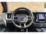 Volvo XC60 Recharge T6 AWD R-Design | Panoramadak | Adaptieve cruise control | Apple carplay/Android auto | DAB radio | 19 inch lichtmetalen velgen
