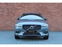 Volvo XC60 Recharge T6 AWD R-Design | Panoramadak | Adaptieve cruise control | Apple carplay/Android auto | DAB radio | 19 inch lichtmetalen velgen