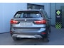 BMW X1 xDrive20i High Executive / Panorama / Sportstoelen