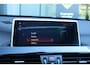 BMW X1 xDrive20i High Executive / Panorama / Sportstoelen