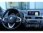 BMW X1 xDrive20i High Executive / Panorama / Sportstoelen