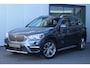 BMW X1 xDrive20i High Executive / Panorama / Sportstoelen