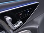 Mercedes-Benz E-klasse 300 e AMG Line | Superscreen | Panorama - Schuifdak | Memory Seats | Stoelventilatie / -verwarming Voor | Burmester 4D Sound |