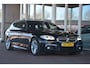BMW 5-Serie Touring 520i Executive | Navigatie | Xenon | Stoelverwarming | Clima | Bluetooth | Cruise Control | NL Auto!! | Nederlandse auto 82211 NAP laatse beurt bij 67417 M Pakket zeer nette auto afneembare trekhaak sportstoelen xenon navi