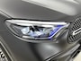 Mercedes-Benz GLC Coupe 300 e 4MATIC Sport Edition | Premium | Winterpakket | Nightpakket | Treeplanken in aluminiumlook | Trekhaak | Stoelventilatie/- verwarming | AMG spoiler | Panoramaschuifdak |