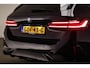 BMW i5 Touring eDrive40 84 kWh | COMFORT / DRIVING ASSISTANCE PROFOSSIONAL / INNOVATION / M SPORT PRO- PACK | STOELVENTILATIE | HOUTAFWERKING | 360 CAMERA | 20"