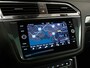 Volkswagen Tiguan Allspace 1.5 TSI Highline Business R 7p. (APPLECAR PLAY,PANORAMADAK,CAMERA,ALCANTARA,STOELVERWARMING,3DVIEW,LED)