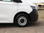 Volkswagen Transporter 2.0 TDI 110 pk L1 | ECC | Cruise control | Camera | LED | Navigatie via App connect | Bijrijders bank |
