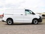 Volkswagen Transporter 2.0 TDI 110 pk L1 | ECC | Cruise control | Camera | LED | Navigatie via App connect | Bijrijders bank |