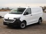 Volkswagen Transporter 2.0 TDI 110 pk L1 | ECC | Cruise control | Camera | LED | Navigatie via App connect | Bijrijders bank |