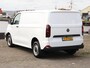 Volkswagen Transporter 2.0 TDI 110 pk L1 | ECC | Cruise control | Camera | LED | Navigatie via App connect | Bijrijders bank |