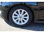 Ford C-Max 1.0-125pk Titanium. Goed onderhouden hoogzitter ! Autm. airco dual, LM wielen, elektr. achterklep, cruise control, navigatie, telefoonvoorb., panoramadak, metallic lak, voorraamverwarming etc.