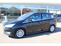 Ford C-Max 1.0-125pk Titanium. Goed onderhouden hoogzitter ! Autm. airco dual, LM wielen, elektr. achterklep, cruise control, navigatie, telefoonvoorb., panoramadak, metallic lak, voorraamverwarming etc.