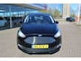 Ford C-Max 1.0-125pk Titanium. Goed onderhouden hoogzitter ! Autm. airco dual, LM wielen, elektr. achterklep, cruise control, navigatie, telefoonvoorb., panoramadak, metallic lak, voorraamverwarming etc.